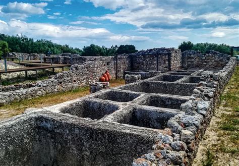 troia rumena|Visit Troia Roman Ruins .